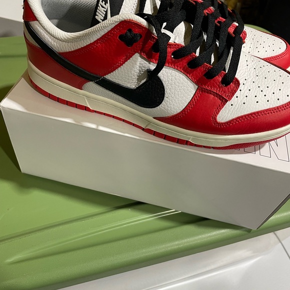 Nike by you Dunk Low Chicago Red ,White,Blk
As New with OG box - Picture 2 of 6